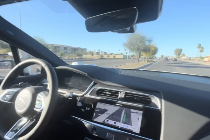 waymo-intersection-031126-1-efb12d9863da46c5b357c5ebdf4b9952